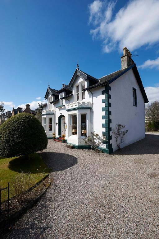 Moyness House — 4-Star Luxury Hotel in Inverness, United Kingdom