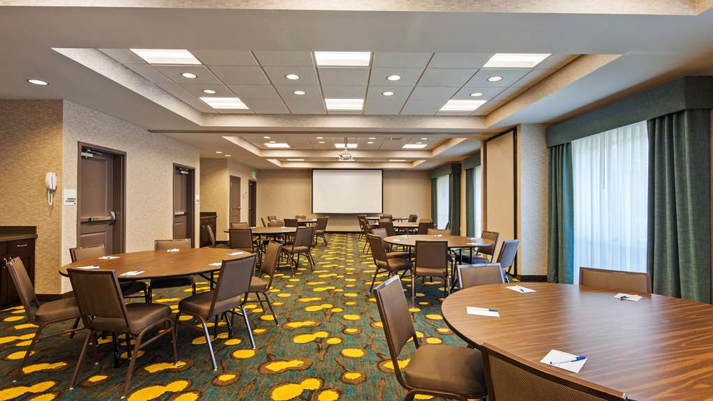 Best Western Plus Dayton Hotel & Suites - photo 28
