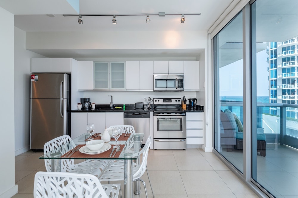 Churchill Suites Monte Carlo Miami Beach - photo 38