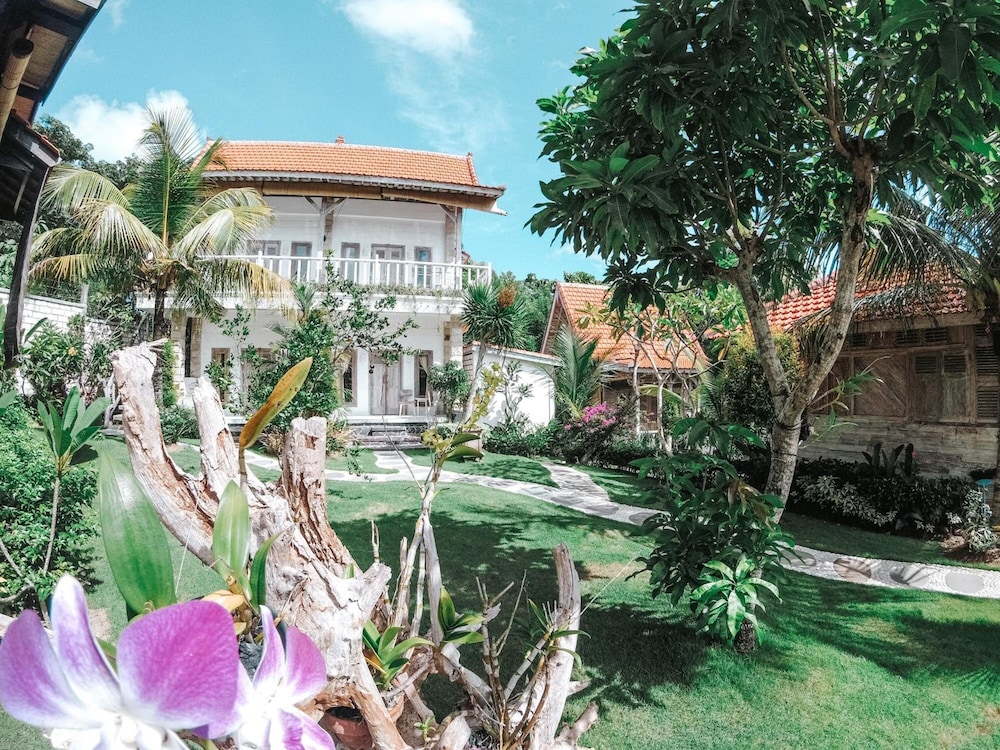 Uluwatu Breeze Village — hotel in Pecatu