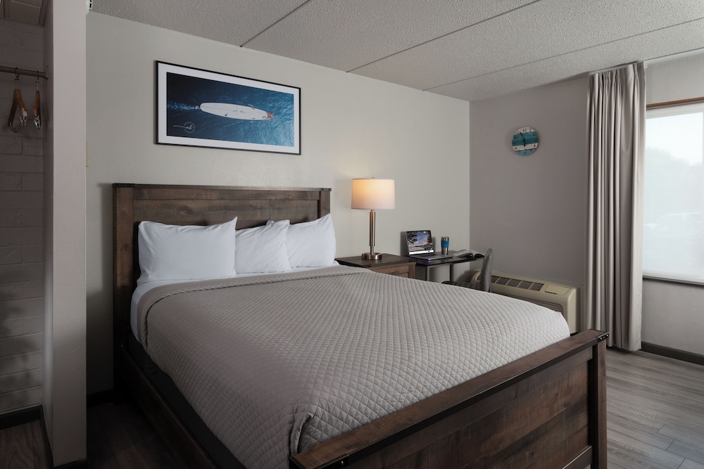 Harbor Shores on Lake Geneva - photo 22
