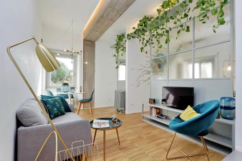 Renovated And Cozy Flat — 4-Star Luxury Hotel in Rome, Italy