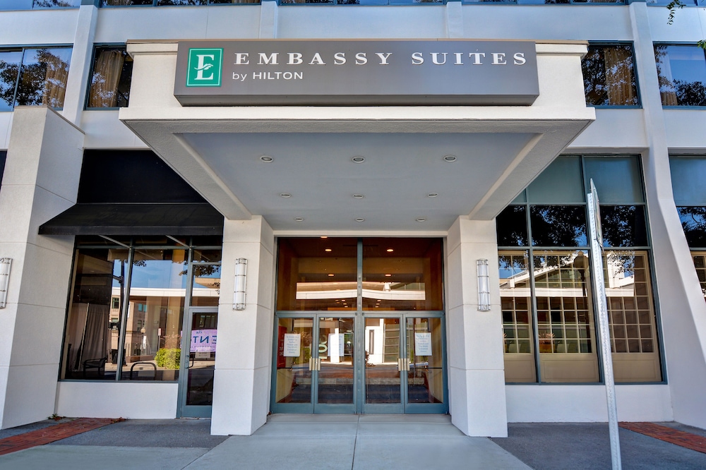 Embassy Suites Hotel Winston Salem - photo 45