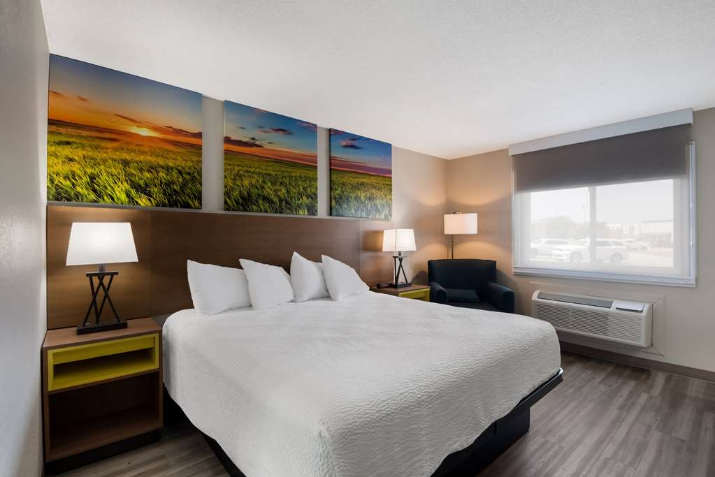 Days Inn by Wyndham Ankeny Des Moines - photo 35