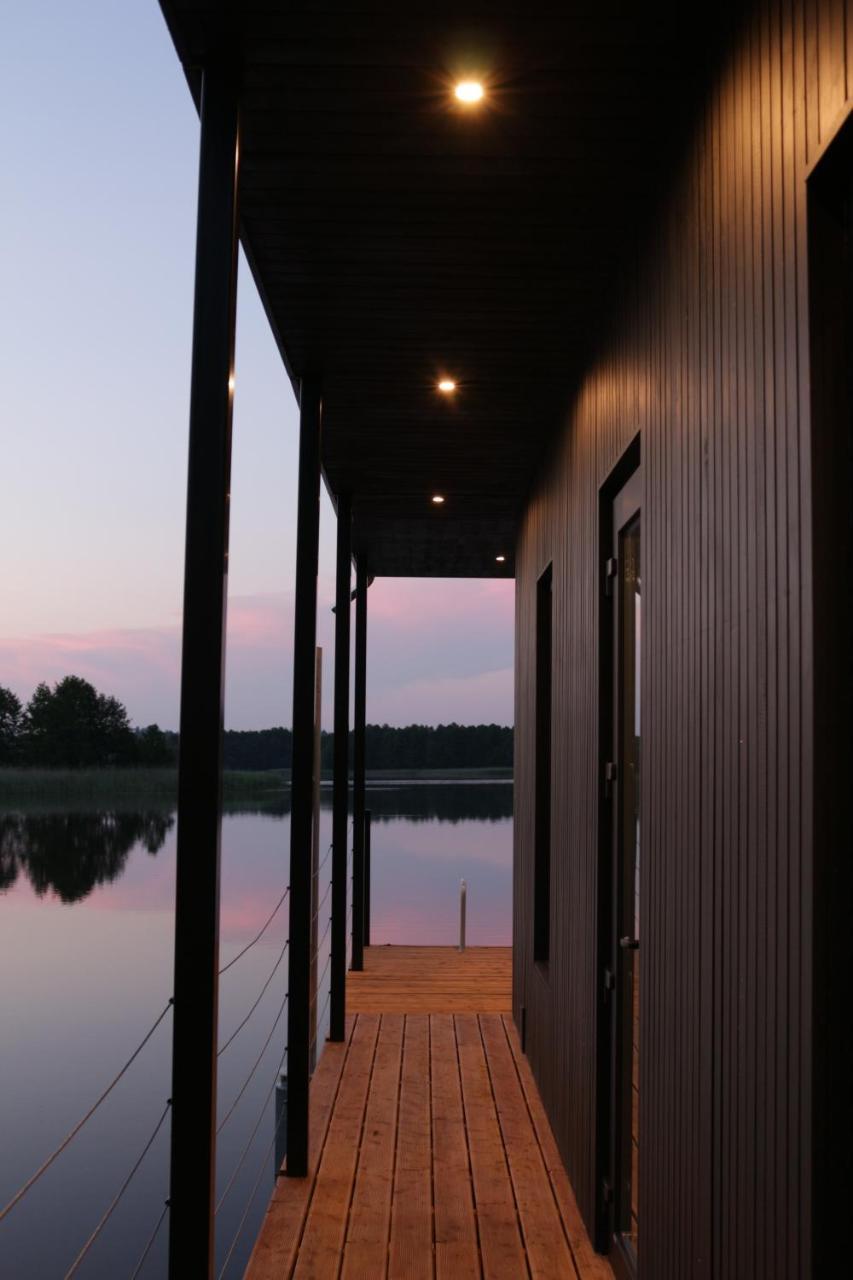 Dom Na Wodzie — hotel in Kruklanki
