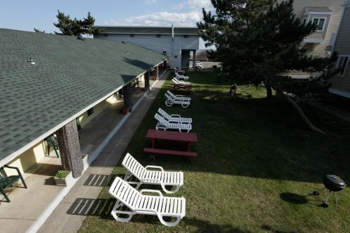 The Buckingham Motel Adults only - photo 34