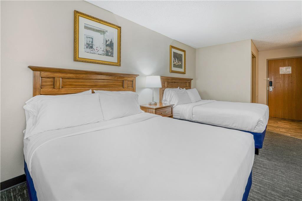 SureStay Plus Hotel by Best Western Elizabethtown Hershey - photo 40