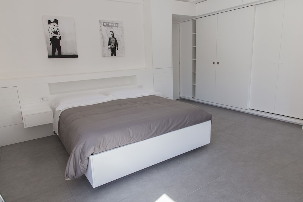La Chambre — Paola — photo 4