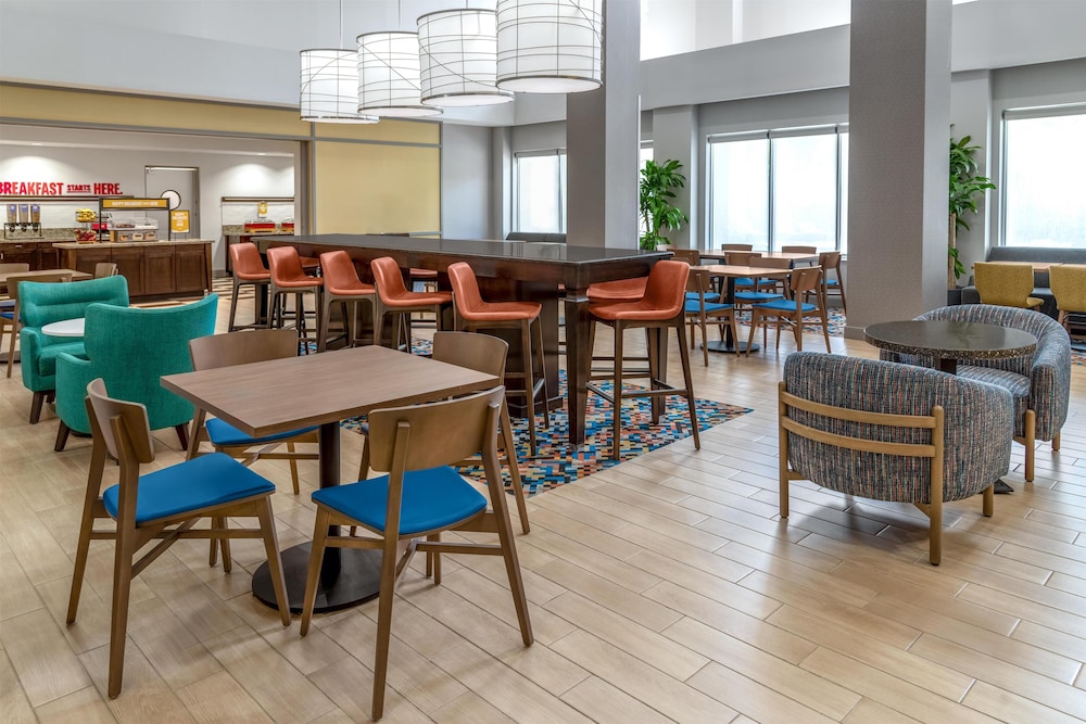 Hampton Inn & Suites Coconut Creek - photo 66