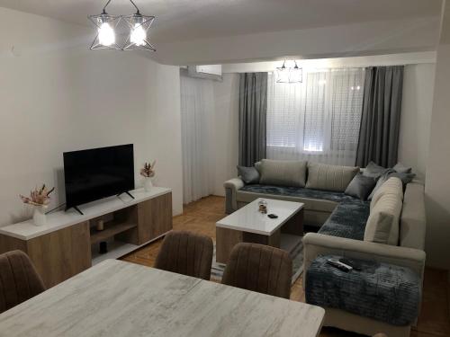 Iva Apartment Bozinovski — 4-Star Luxury Hotel in Bitola, Republic of Macedonia