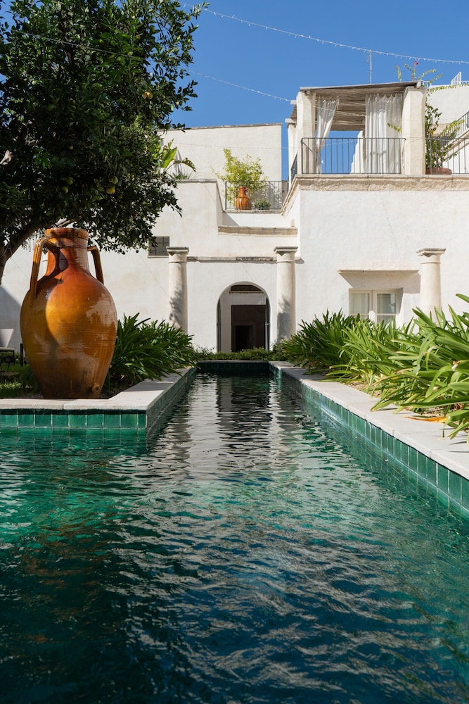 Palazzo Muci — 4-Star Luxury Hotel in Nardo, Italy
