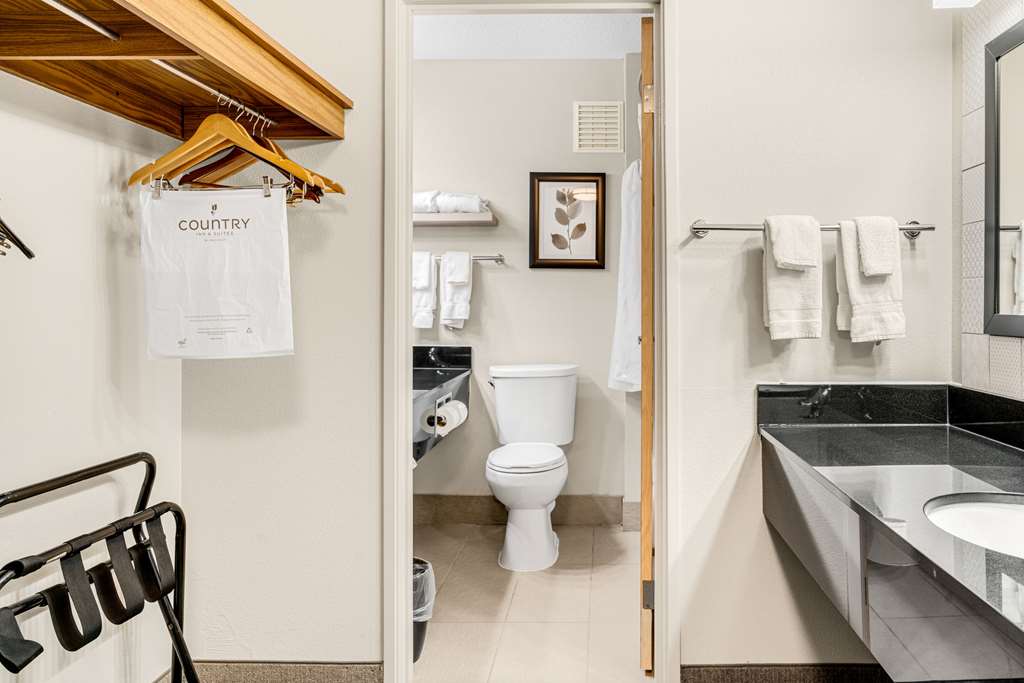 Country Inn & Suites by Radisson Brookings SD - photo 20