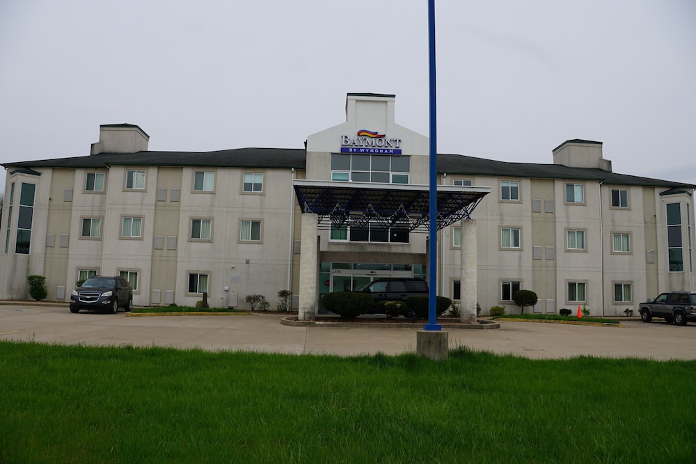 Baymont by Wyndham Kingdom City - photo 24