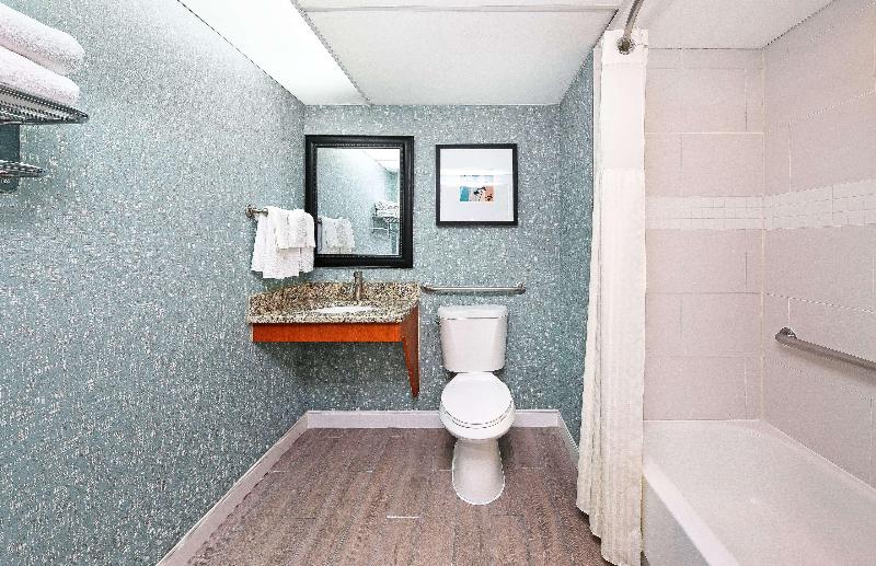 DoubleTree by Hilton Virginia Beach - photo 70