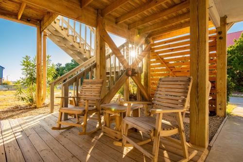 All About The Views by Oak Island Accommodations - photo 13