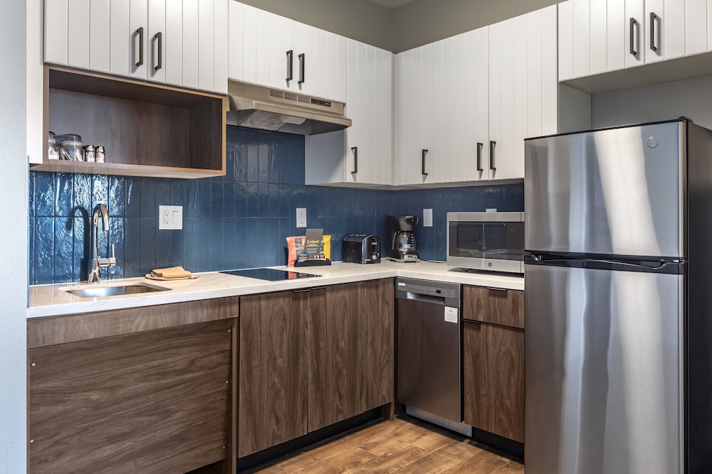 Staybridge Suites Dallas Grand Prairie by IHG - photo 29