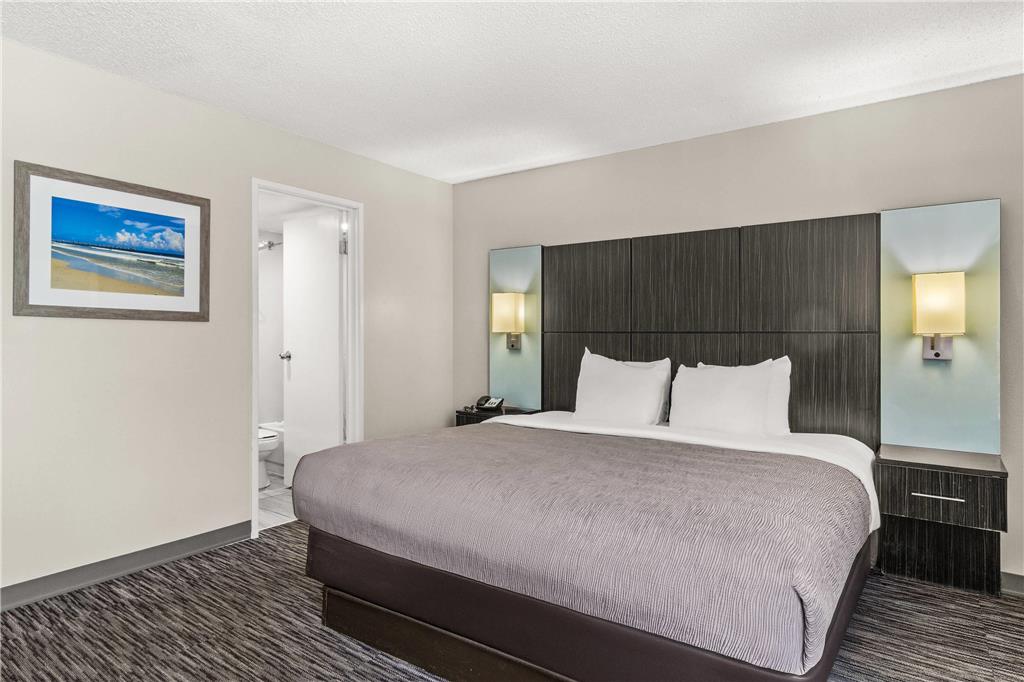 Quality Inn Jacksonville Orange Park near Naval Air Station - photo 23