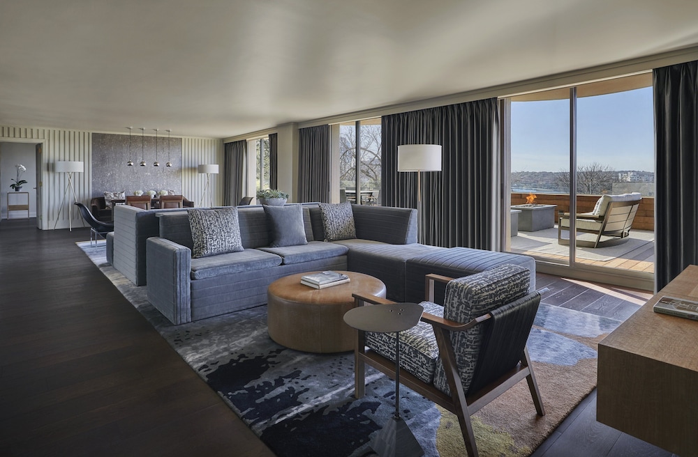 Four Seasons Hotel Austin - photo 32