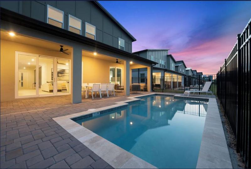 Villatel at Harbor Island Beach Club — 4-Star Luxury Hotel in Melbourne Beach, United States