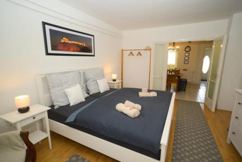 Vadrózsa apartman — Sumeg — photo 5