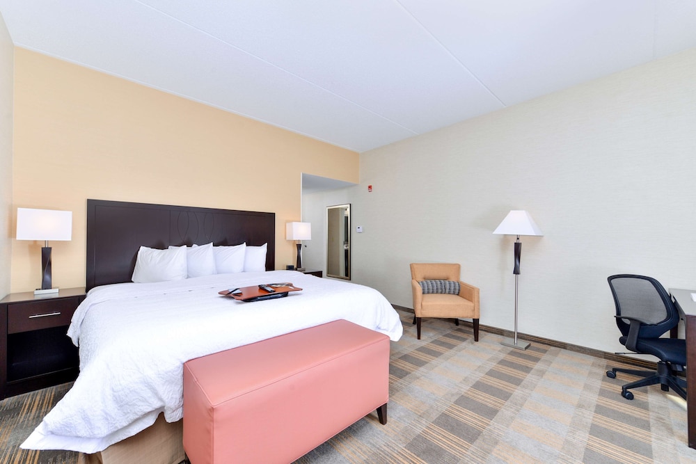 Hampton Inn & Suites California University Pittsburgh - photo 10