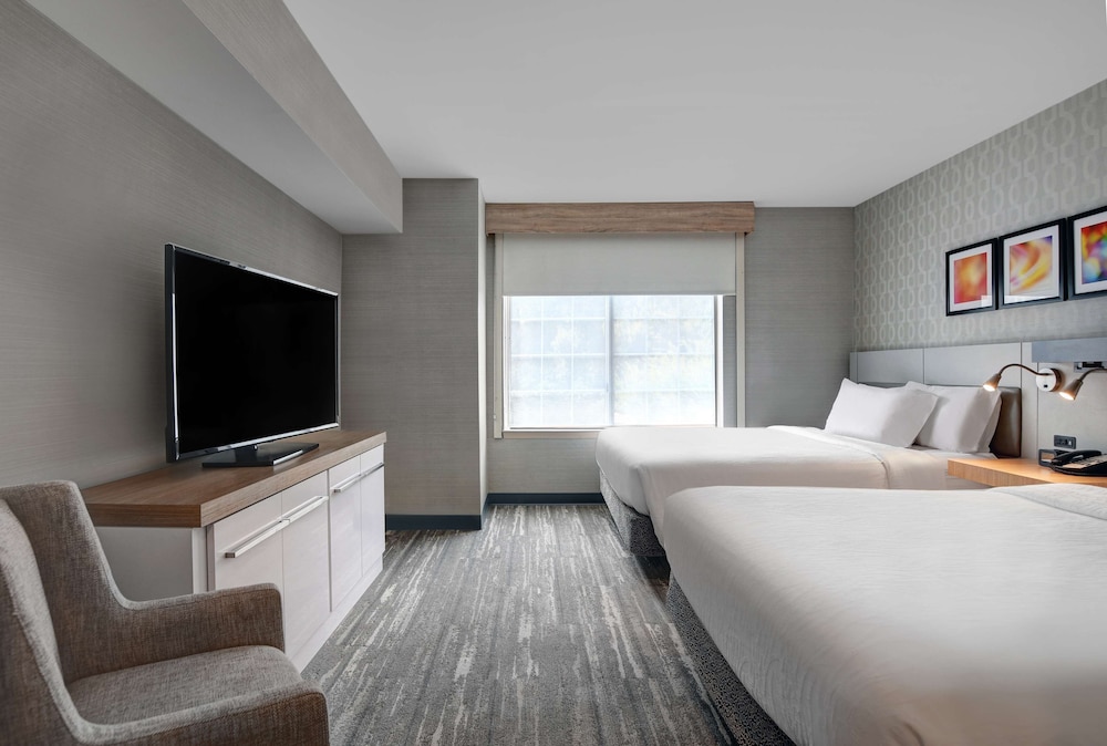 Hilton Garden Inn Hamilton - photo 17