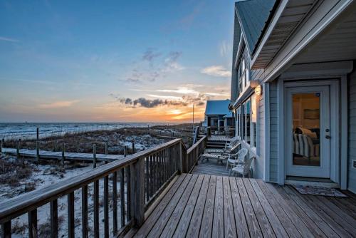 Sunset Beach - carbon neutral hotel in Gulf Shores