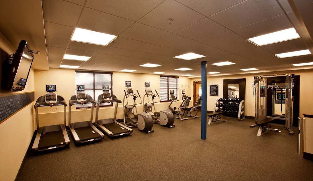 Hampton Inn Marquette Waterfront - photo 33