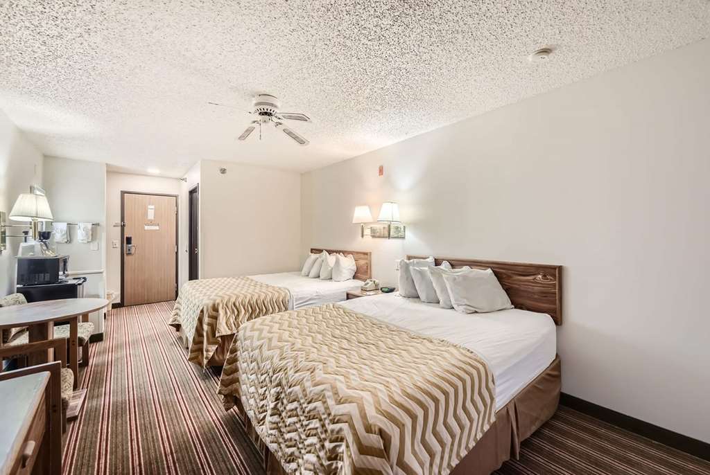 Travelodge by Wyndham Longmont - photo 6