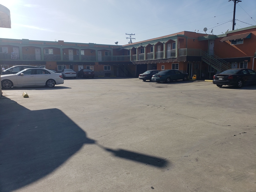 Eagle Inn Motel - photo 41