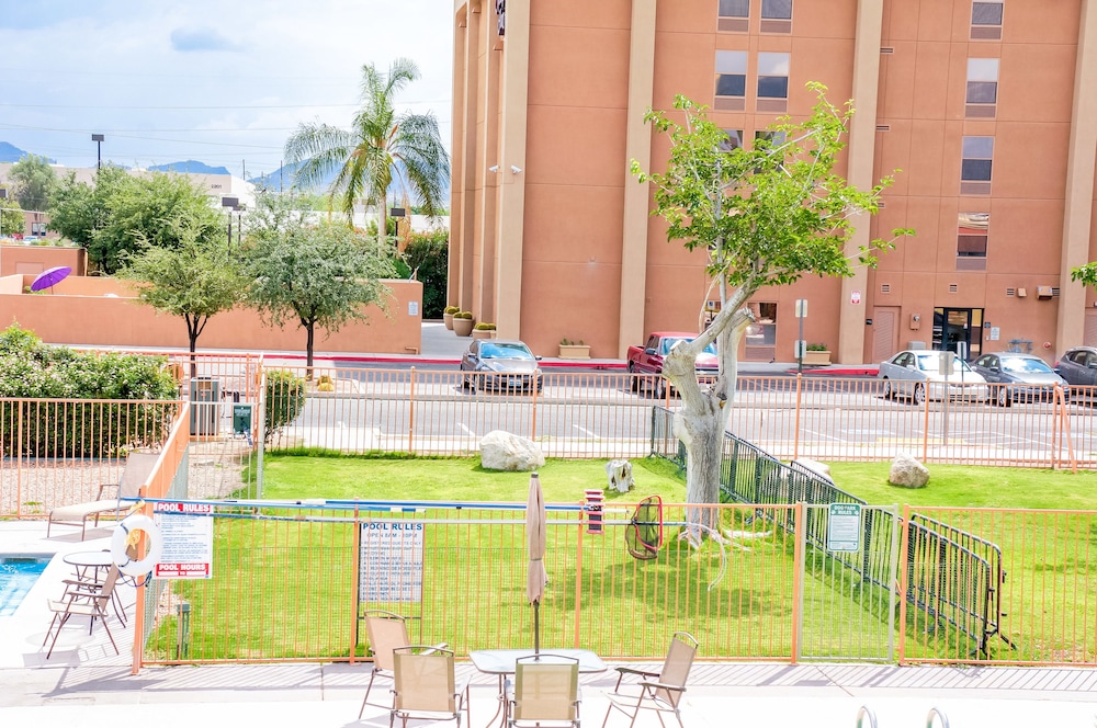Glh Hotel - photo 18