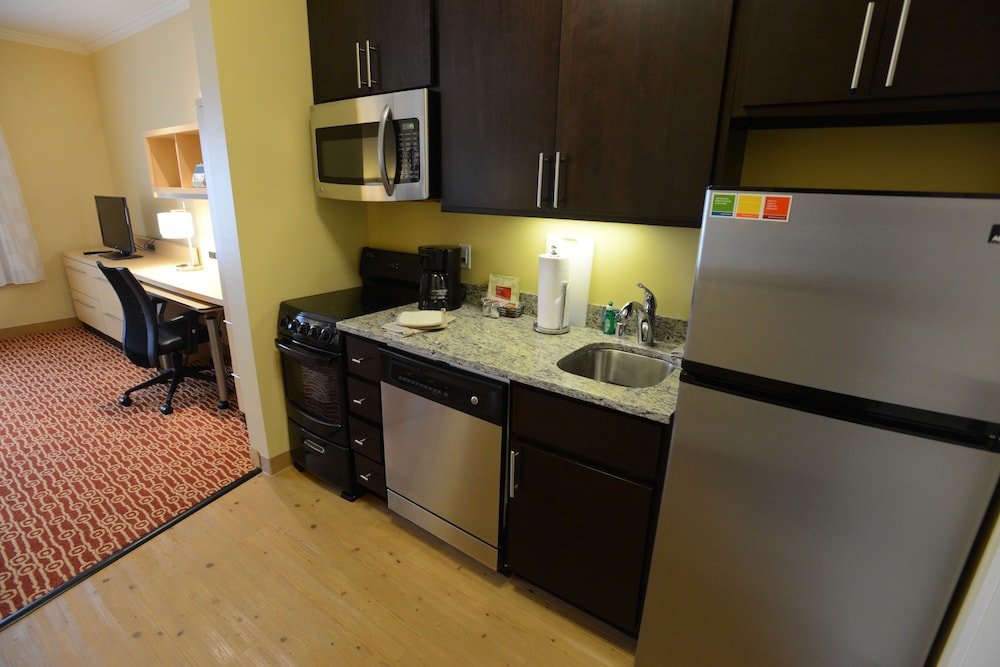TownePlace Suites Bowling Green - photo 16