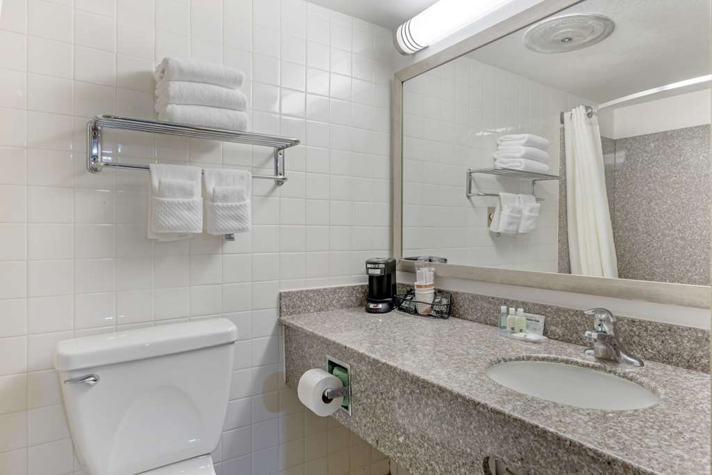 Quality Inn & Suites Lincoln South - photo 22