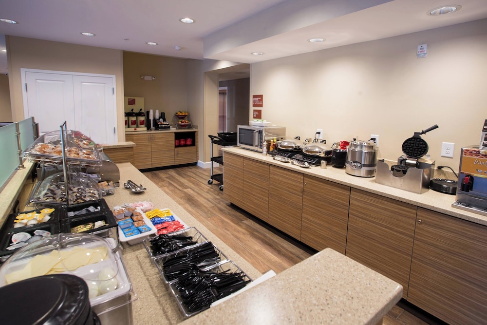 Towneplace Suites Southern Pines Aberdeen - photo 33