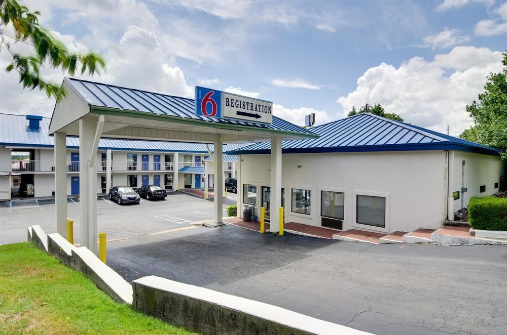 Budgetel Inn and Suites — hotel in Doraville