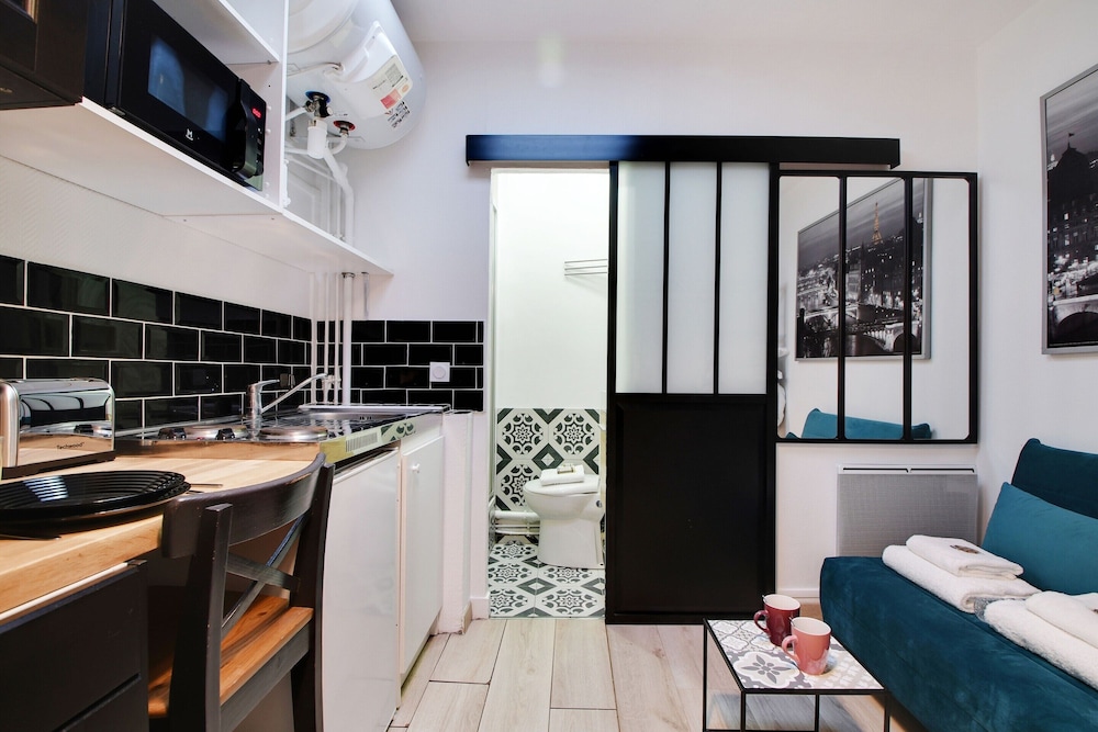Comfortable Studio 1P Porte dauphine - last minute hotel in Paris