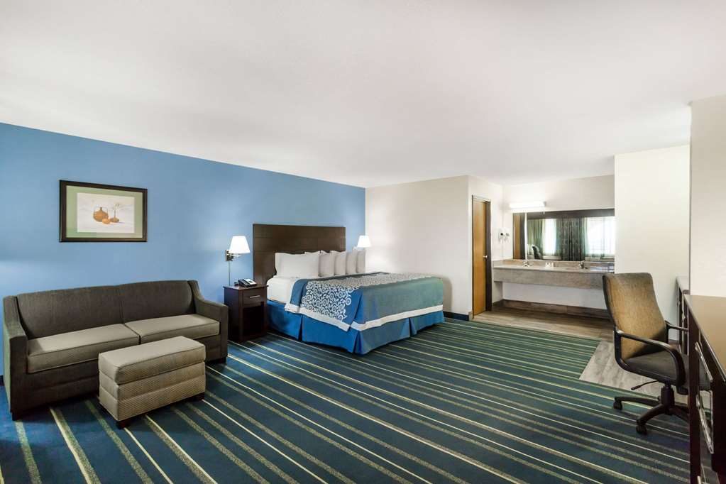Days Inn by Wyndham Holbrook - photo 23