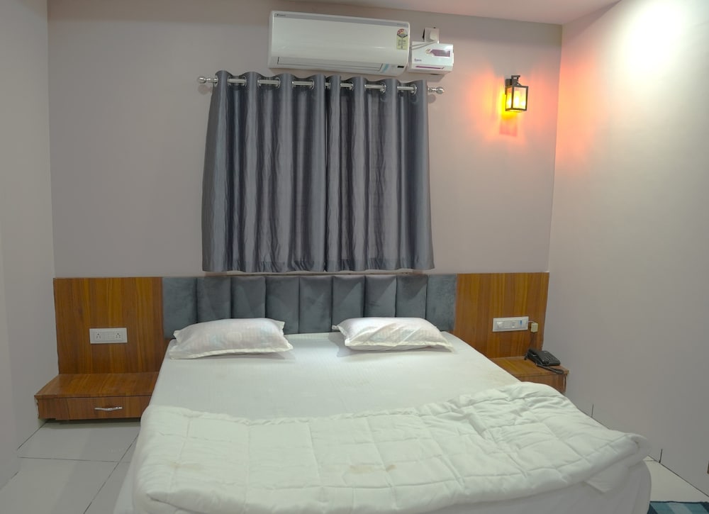Hotel Dev Krishna Palace — Ujjain — photo 4