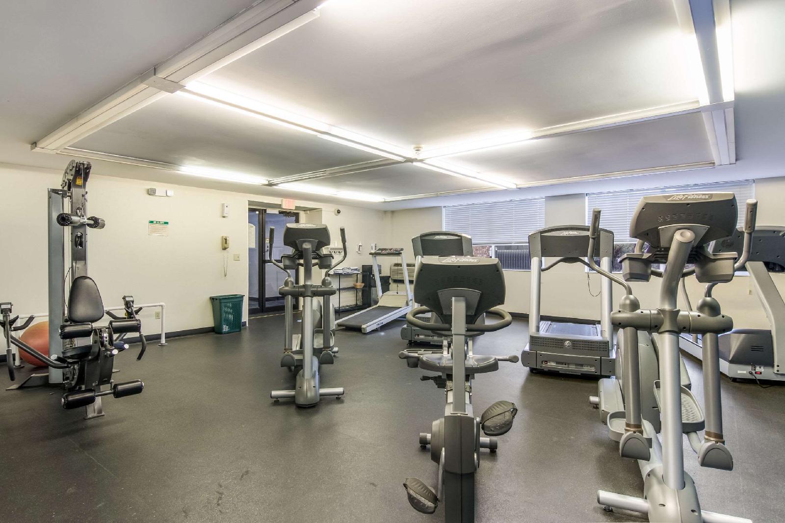 Mainstay Suites Pittsburgh - photo 7