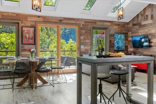 Sydneys River Retreat — hotel in Guerneville