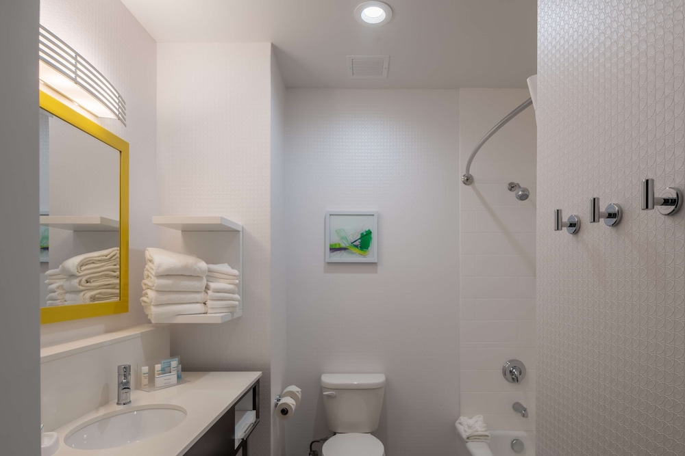 Hampton Inn & Suites Dallas Plano Central - photo 34