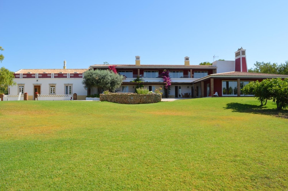 Quinta da Mesquita — 4-Star Luxury Hotel in Silves, Portugal