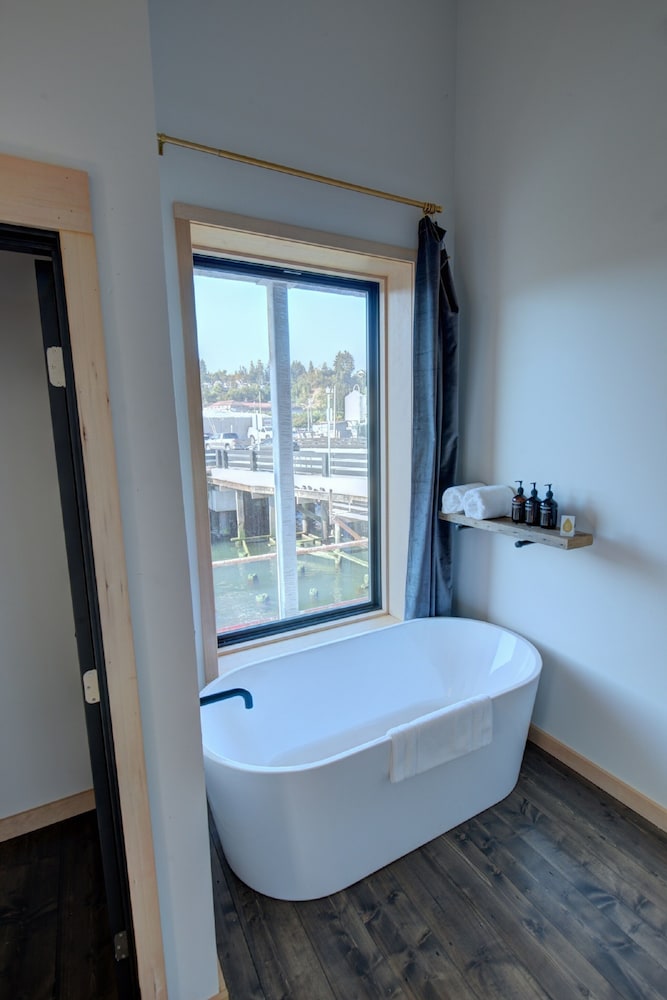Bowline Hotel - photo 91