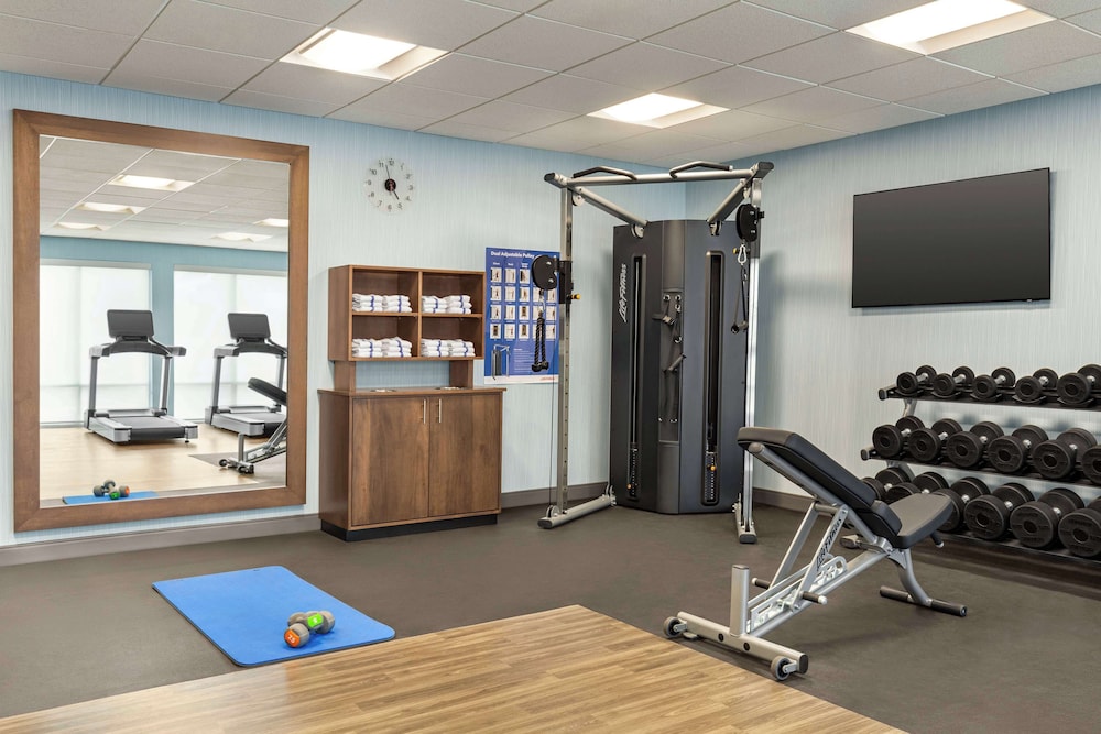 Hampton Inn & Suites Oroville - photo 19