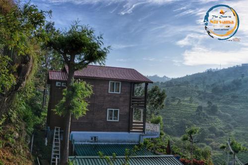 The Door to Nirvana Backpackers Hostel Kotagiri in Kotagiri, India