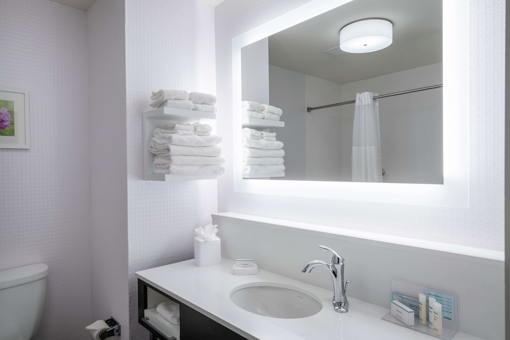 Hampton Inn Weston - photo 19