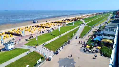 Strand FeWo Cuxhaven Duhnen — 4-Star Luxury Hotel in Cuxhaven, Germany