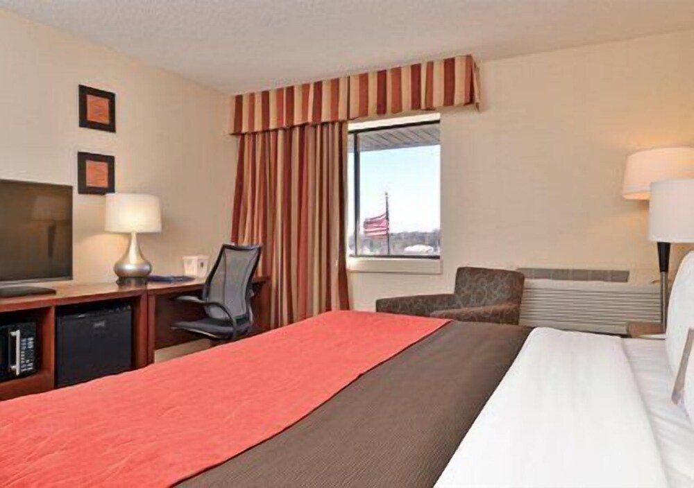 Comfort Inn & Suites Denver Northfield - photo 11