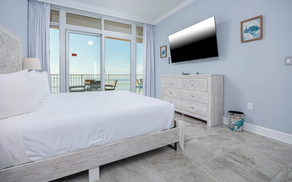 Phoenix Gulf Towers 805 4 Bedroom Condo - photo 6
