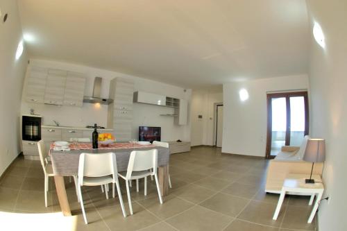 Appartamento azzurro — 4-Star Luxury Hotel in Rodi Garganico, Italy